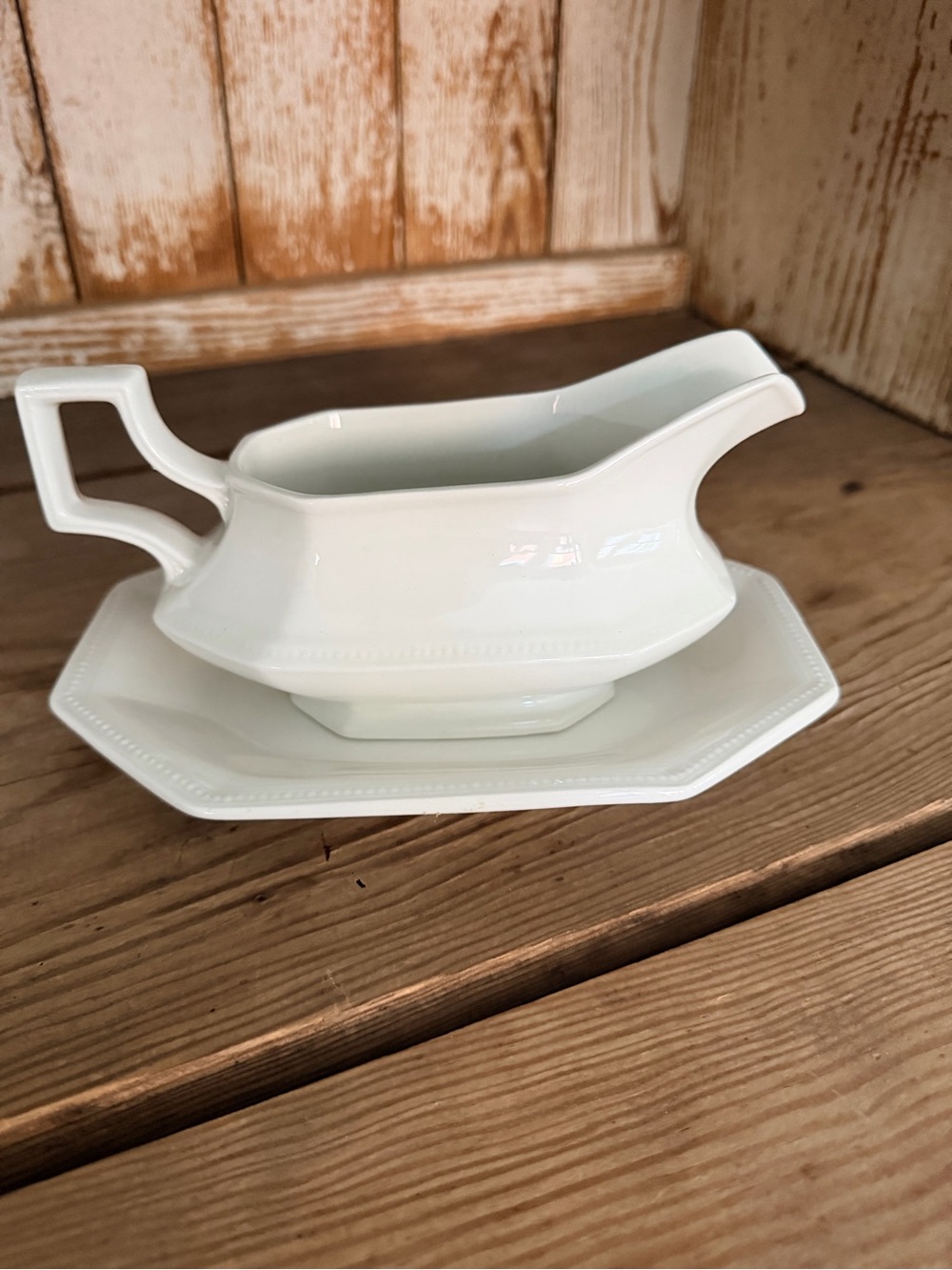 Johnson Brothers Heritage White Gravy Boat